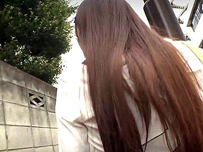 ＜人妻ナンパ「！＞町で見かけた上品な感じの奥さん人妻！ゲットしてなし崩し的エロ行為に持ちこむぞｗ