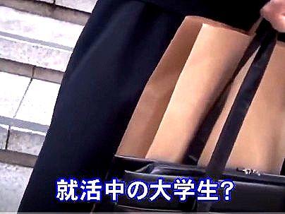 ＜素人企画！＞真面目そうな清楚系就活中のお姉さん！変態面接でエロ行為になっちゃうゾ！！