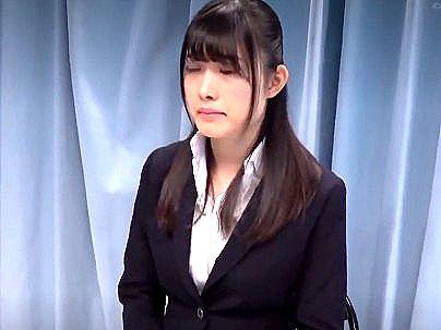 ＜素人企画！＞清楚なスレンダー美乳おっぱいシロウト！面接でエロ行為になっちゃうよ！