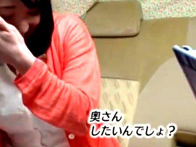 ＜人妻ナンパ！＞「え？いいですよ…♡」巨乳おっぱい美熟女！口説かれて車でエロ行為に発展シチャウゾ！
