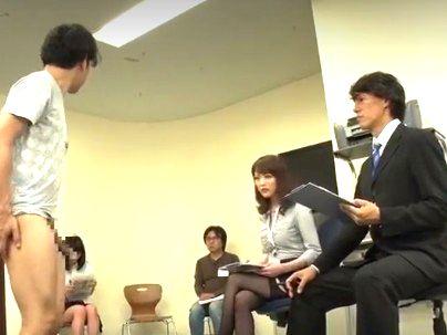 ＜ドS美人な女教官＞激エロ体型の女教官が男のオチンポ刺激しちゃうぞ！！！