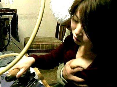 ＜ヘンリー塚本！＞性欲高まり我慢限界の奥さん！旦那とセックス後に他人棒で浮気ファックシチャウゾ！