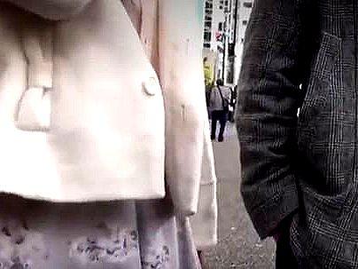 ＜マジックミラー号！＞真面目そうな清楚系奥さんがマジックミラー号でエロ行為にｗｗｗｗ