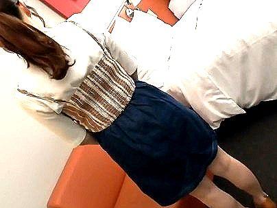 ＜素人ギャル！＞可愛らしい素人の美乳おっぱい女子！口説かれてホテルエチエチ発展シチャウゾ！