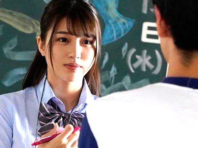 ＜激エロ女子マネ！＞ＳＳＳ級の女の子女子マネージャーが男子部員性処理で元気にしちゃうぞｗｗｗｗ