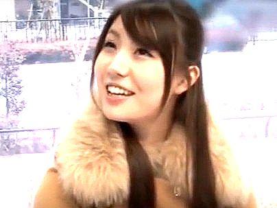 ＜素人企画！＞女性経験の少ない男性にオナニーのお手伝い！エロ企画に挑戦シチャウ可愛い美少女が。。。