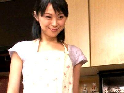 ＜奥様が義父に無理やり！＞真面目そうな清楚系奥さんが奥様が義父に無理やりヤラレル！！！！！！