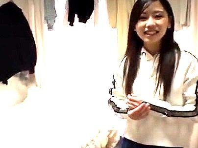 ＜素人ナンパ！＞『もっとちょうだい…』清楚系かわいい女子スレンダー巨乳おっぱいシロウトがゲットされてザーメン中出しに！