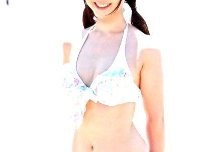＜素人！＞「恥ずかしい…」スレンダー美乳おっぱいかわいい女子！混浴体験でエロ行為に発展シチャウゾ！