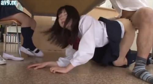 私と愛し合い中出し可ですか浮気する彼女と別れる。
