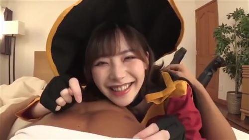 羞恥と快楽に溺れる、美少女宅コスレイヤー。