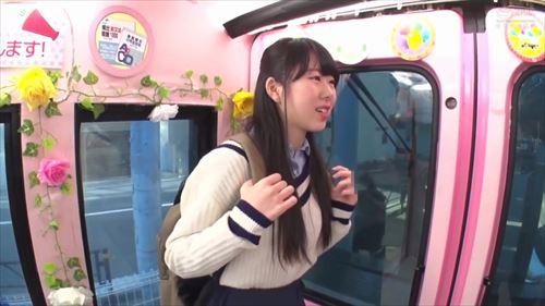 鏡に映る快楽、卑猥な姿で貪欲に求め合う