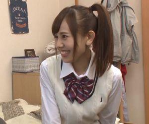 【制服】積極的に絡んでくれる可愛いJK！ち〇ぽをずぶりと飲み込んで離さないスケベマ〇コ