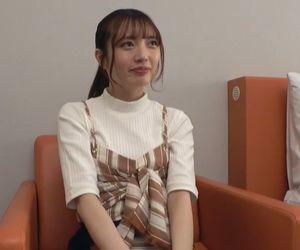 【手マン】プロ男優のテクニックで今までに感じたことのない快楽を体験する！こんなにプリティな見た目で見るものを悩殺する