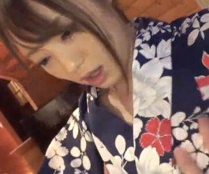 【拘束】1日の締めにSEXしちゃいます！準備万端の濡れマンにズブリと挿入