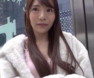 【手コキ】仕事としてではなく普段のエッチはこんな感じ！ち〇ぽをスッポリと咥えて圧迫するエロマ〇コ