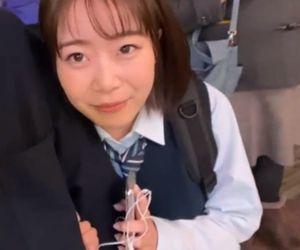 【寝バック】コスプレして年上男性と幸せそうに体を重ねちゃいます！バックからの刺激で女の本能を芽生えさせる