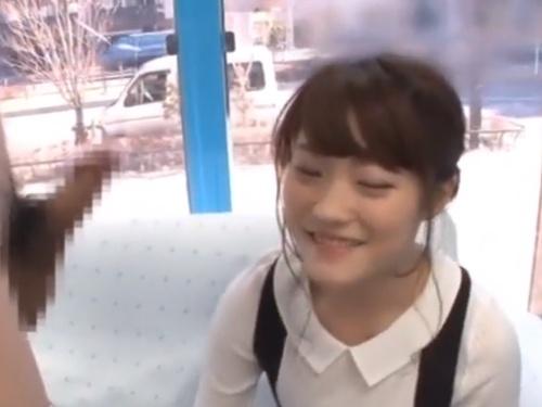 【衝撃告白】性に悩む男性必見！美乳ボディの可愛い子があなたをご奉仕します！