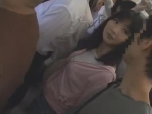 「スレンダーな美女が強引に犯される！？」