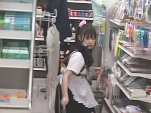 【衝撃】つぼみちゃんのコンビニアルバイトでの驚きの体験！強烈マシン装着の秘密とは？