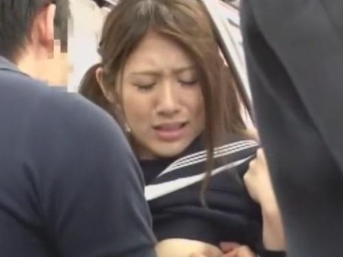 「声を押し殺し・・・制服JKが濡れる！痴漢師の執拗な行為により○○される末路！」