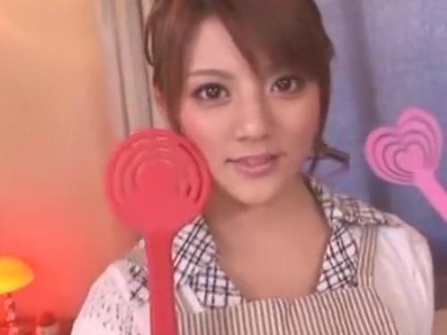 「月野りさ」愛らしい若妻の魅惑的な胸に心奪われた夫の熱望！