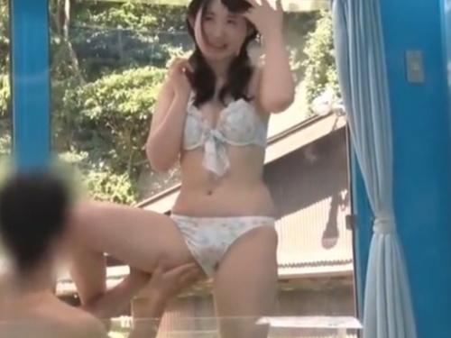 「混浴計画で興奮したツインテール女子大生が合体おねだり！」