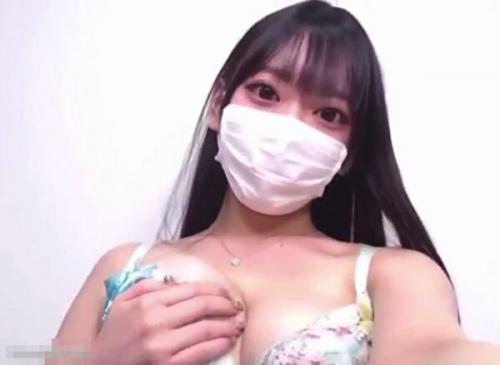 【ライブチャット】おめめクリクリな清楚お嬢様が美乳弄り！