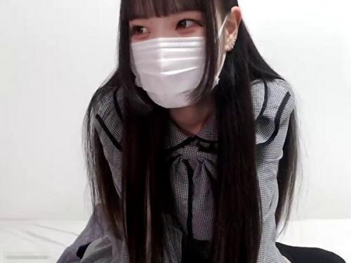 ライブチャット「脚キレイ？パンツ白！白！可愛い？」乃◯坂系ちっぱいドマゾお嬢様！