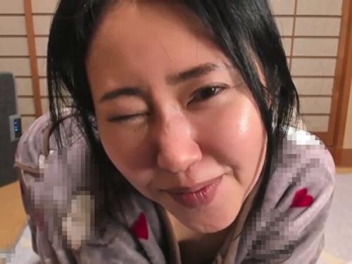 ライブチャット「誰？誰？あぁぁぁ！フィンガーサック？チュパチュパ…」セクシー性獣美魔女奥様がリモバオナニー！