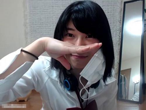 ライブチャット「肛門付いてますよwイキそう？イッてください！」マスクを取った方が可愛い制服清楚娘！