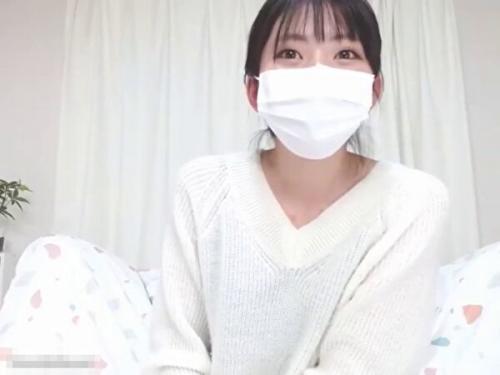 ライブチャット「19歳です！めちゃ緊張してますwエッチなこと好きですw」スケべ美少女が初配信！