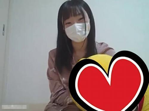 【ライブチャット】「昨日人生で一番長いセッ○スをして声がガラガラになったw」清楚そうでビッチな淫乱ロ◯ッ娘！