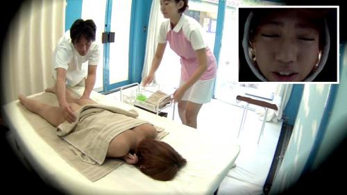 夏の水着娘、火照った美尻をマッサージで高まる感度！初中出しと失禁がハートを揺さぶる！