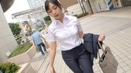 【紫雷るあ】色白美ボディⅮカップ美乳美女ww美尻&美巨乳をビクつかせて喘ぎうっとり顔で巨チンを受け入れる！