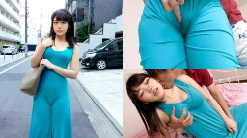 【持田栞里】裸よりエロいマキシワンピ姿で歩く女…マンコを責めると、じっとりとエロ染みが広がっていく…