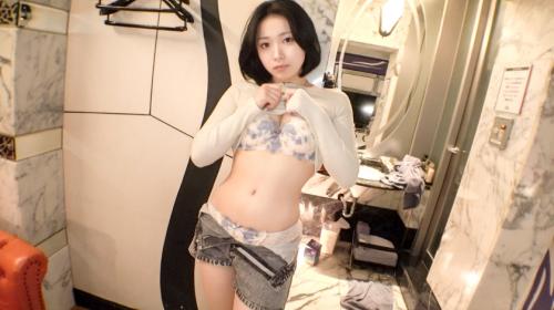【いと 22歳】昂ぶる見せたがり体質の美女…フェラ中に乳首をいじる指、腰が引けても止まらない中イキ！