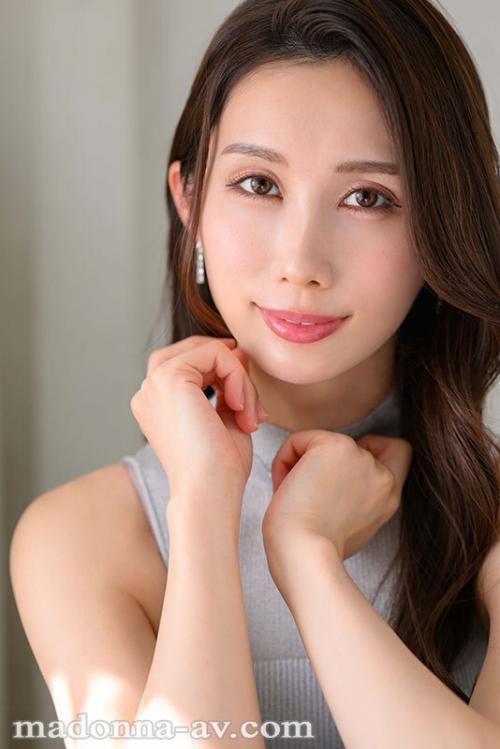 【京香栞】上品…、清楚…、《淫ら》に豹変。 京香栞 38歳 AV DEBUT