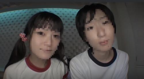 【顔出し不可!!完全流出映像】２人のロリ娘を襲うおっさん共の欲望まみれの攻撃！フェラ、手マン、イラマ、Wフェラ・・・彼女達はどうなるのか！？合法ロリ！