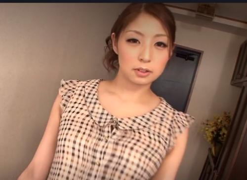 【秋吉ひな】秋吉ひながザーメンを搾り尽くす！何発発射させてもまだ足りない！彼女の超絶舌テクにチ●ポは発射を繰り返す！