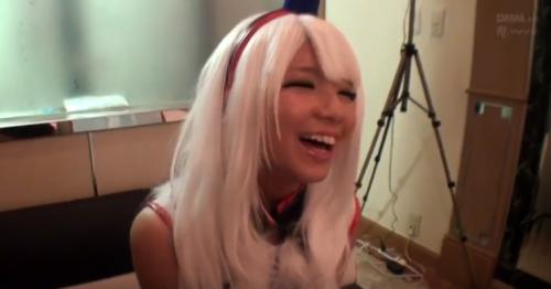 コスプレイヤー個人撮影会！からの・・・ハメ撮り撮影会！www笑顔が眩しいあの子はハメても可愛い笑顔で感じてくれる子でした。
