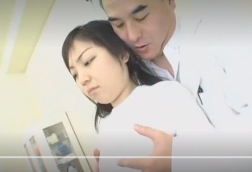 《桃井杏南》【合法ロリ・JC・JK】ロリっ子の身体測定。医者のいう事を素直に聞いてしまうJCは、ロリコン変態医者ヤローに好き勝手身体をいじられてしまう。