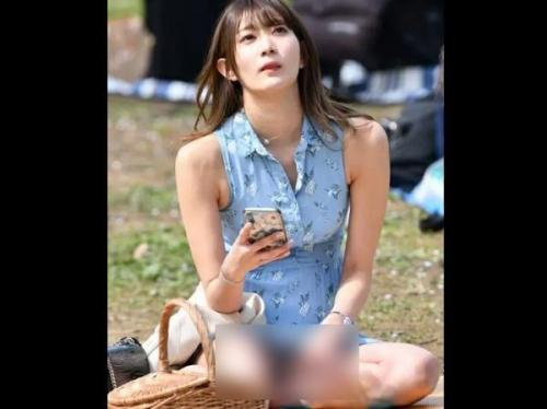 【盗撮】インスタだけで有名になったハイレベル美女の宇津木あゆみさん代々木公園で花見最中にパンチラｗｗｗ