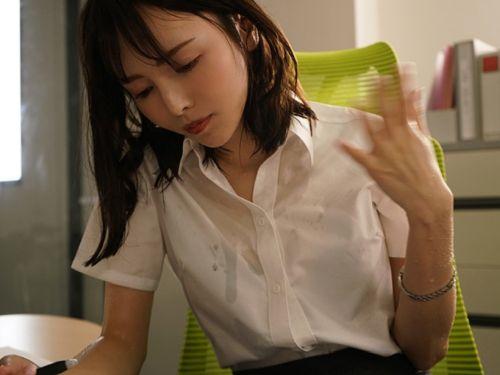 【広瀬りおな】エアコンが故障した社内で肉欲に溺れた美形女上司と体液塗れの濃厚SEX！