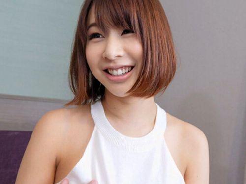 【個人撮影】ナチュラル系清純美人な人妻が実はＳＥＸ中毒のド変態でアヘ顔SEXをハメ撮り！のアイキャッチ画像