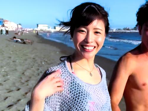「旦那さん、ちょっとお借りします」一人で海に来たアラサー美人人妻はナンパされホテルで膣奥に入れてイキまくる淫乱熟女だった