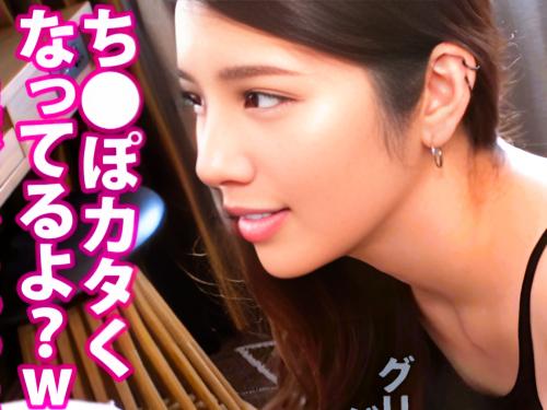 ＜ハーフ痴女＞Gカップ爆乳AV女優のグラマラスボディにチ〇ポで突き上げるとピクピク痙攣イキまくって大絶頂【碓氷れん】