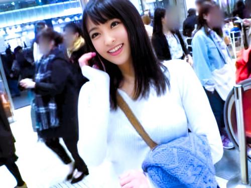 ＜人妻ナンパ＞清楚で大人しい美人人妻と思いきやチ〇ポ突っ込むと欲求不満が爆発して潮吹いてイキまくる