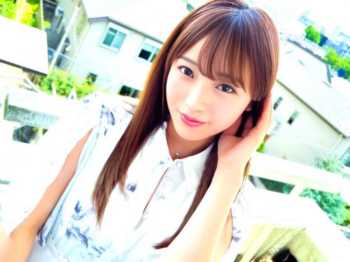＜素人ハメ撮り＞清楚な巨乳SS級美少女は実はエッチ好き痴女で敏感マ〇コから潮吹いておっぱい揺らしてイキまくる