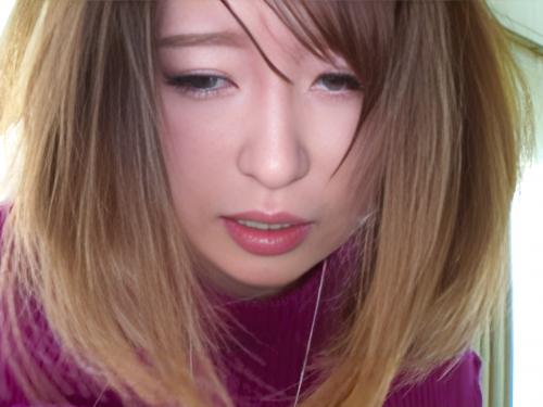 ＜人妻NTR＞ガードの固い人妻がガードが緩むと一気に性欲全開で髪を振り乱して中出しされるまでイキ狂う